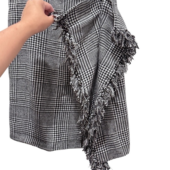 NWT Mare Mare x Anthropologie Houndstooth Fringe Mini Skirt Preppy Black White L - Picture 4 of 12